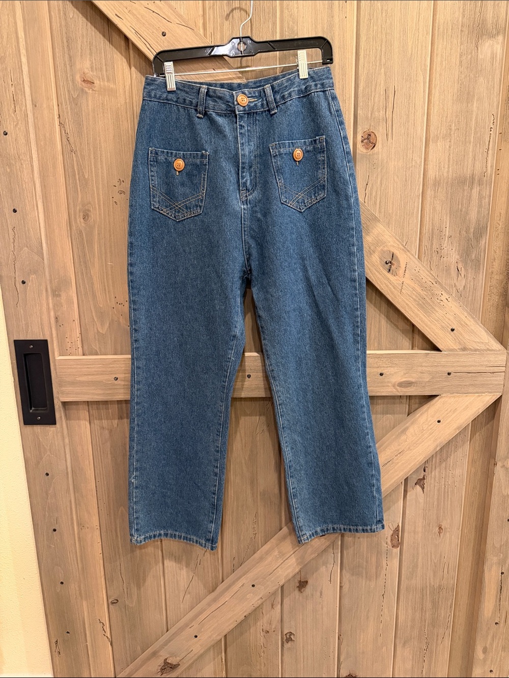 Classic High-Rise Women’s Jeans in Medium Blue Size 10